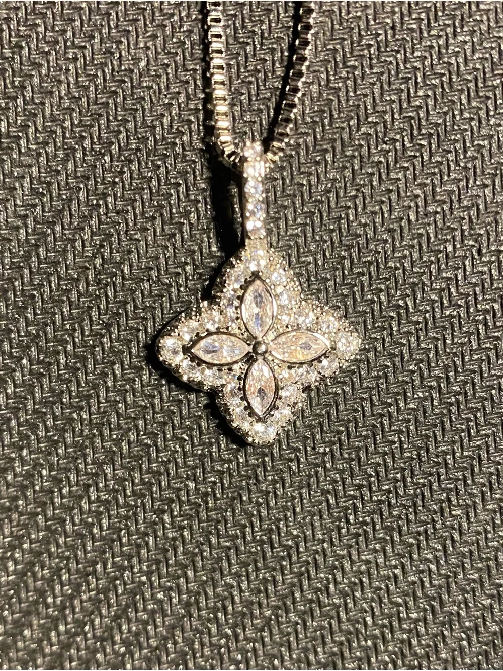 Diamond Embedded Silver Chain